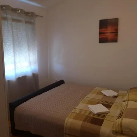 Apartman Lory 아파트 *