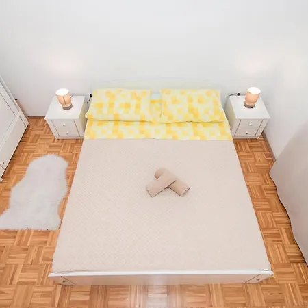 아파트 Apartman Lory 자다르